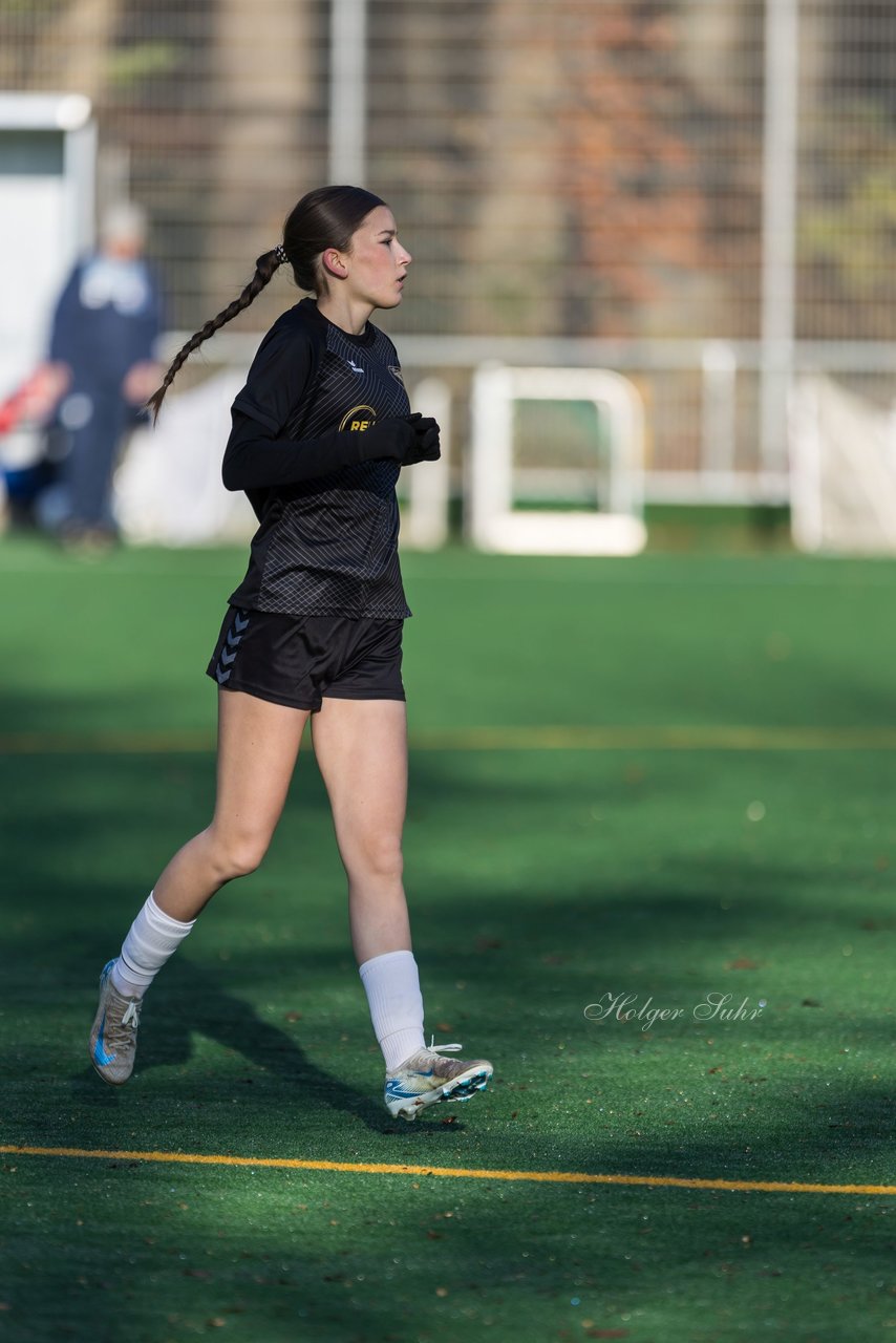 Bild 215 - wBJ VfL Pinneberg2 - Eimsbuttler TV 3 : Ergebnis: 5:0